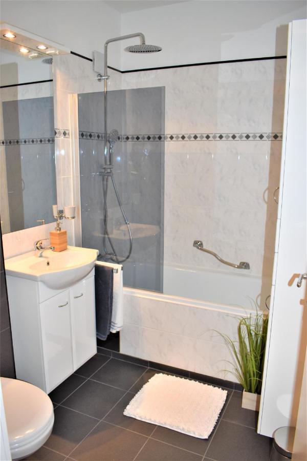 Apartment D 'Freizeit Bad Goisern Luaran gambar